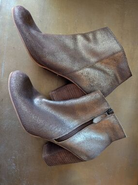Metallic Textured Gold/Brown Women’s Ankle Boots with Block Heel